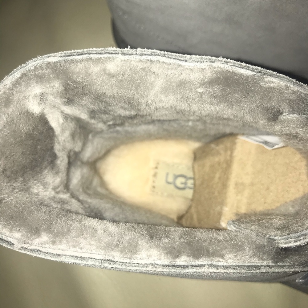 UGG grey(size 6) - Picture 8 of 15